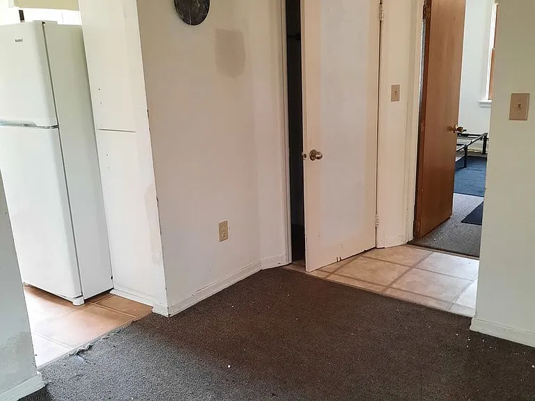 1120 Pine St — Photo 4