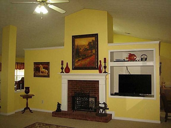 4th image of 4710 W Lake Dr SE