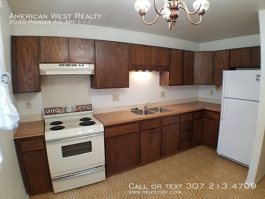 2020 Pioneer Ave Cody, WY, 82414 Apartments for Rent Zillow
