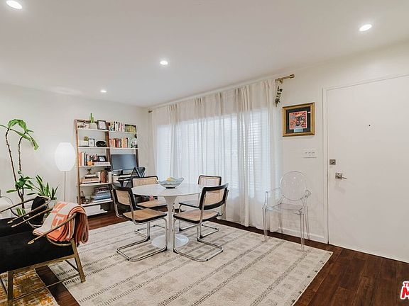 5th image of 2721 2nd St APT 111