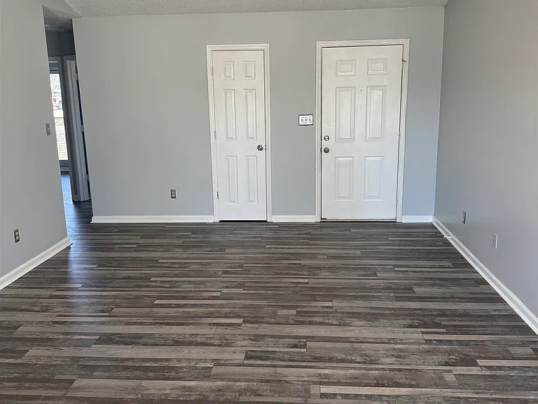 12820 Oliver Ln — Photo 14
