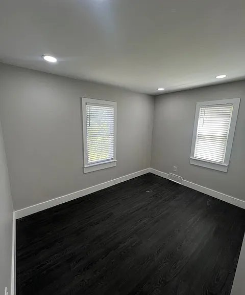 3174 Harris St — Photo 10