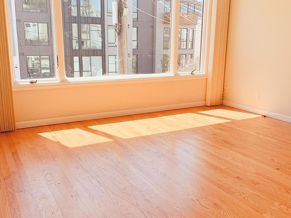 5th image of 233 Arkansas St APT 1
