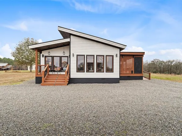 66 Hickory Springs Trl, Broken Bow, OK 74728