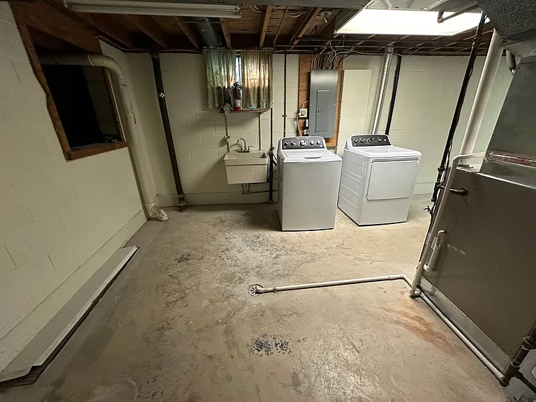 4148 Rowanne Ct — Photo 29