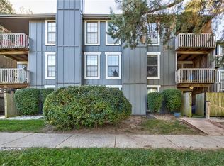 12794 W 110th Ter, Overland Park, KS 66210