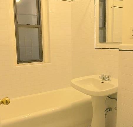 2nd image of 311 E 72nd St APT 5F