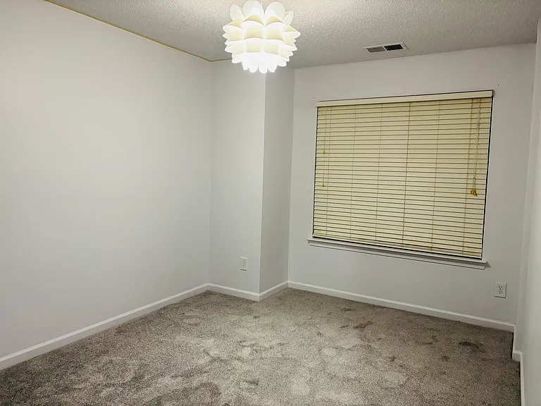 9511 Brackenview Ct #11 — Photo 25