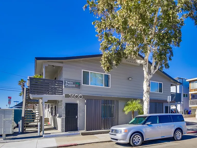 3600 Mission Blvd #13 — Photo 2