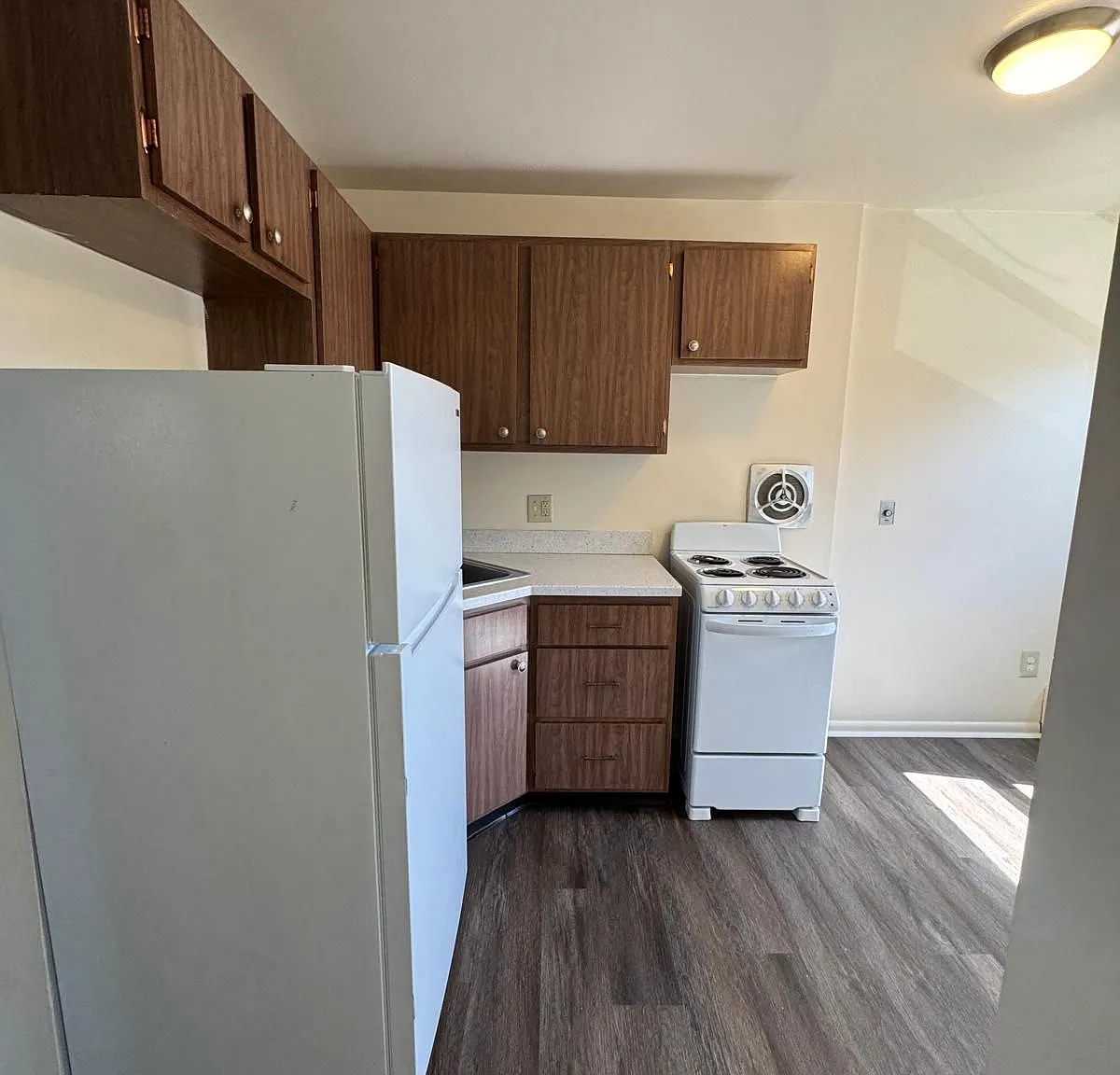 1 bed, $1,800 — Photo 2