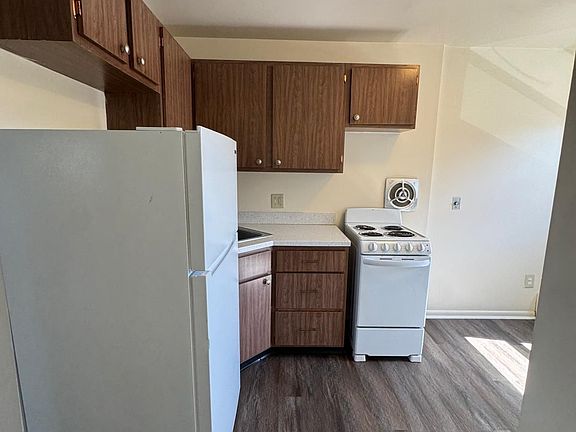 2nd image of 64 W McKinley Ave #11