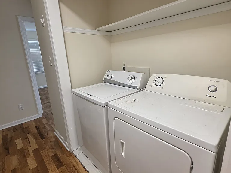 6519 Old Meadow Rd — Photo 10