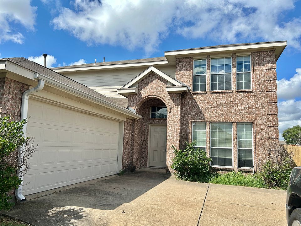 1st image of 2205 Woodberry Dr