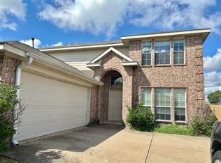 2205 Woodberry Dr, Forney, TX 75126