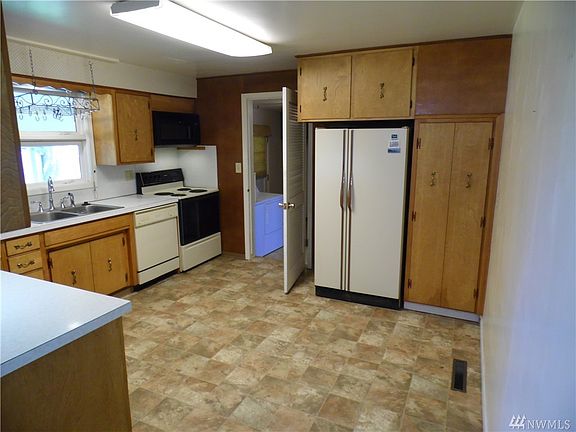 4th image of 338 S 10th Ave
