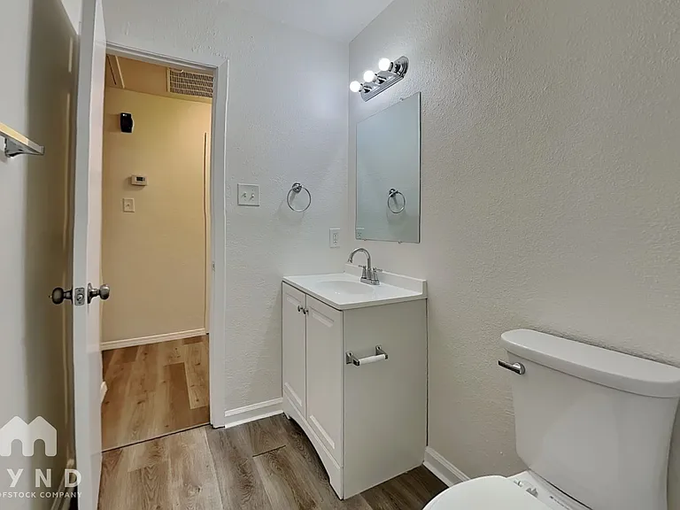 105 Ripplewood Dr — Photo 18