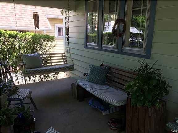 5th image of 72 E Norman Ave