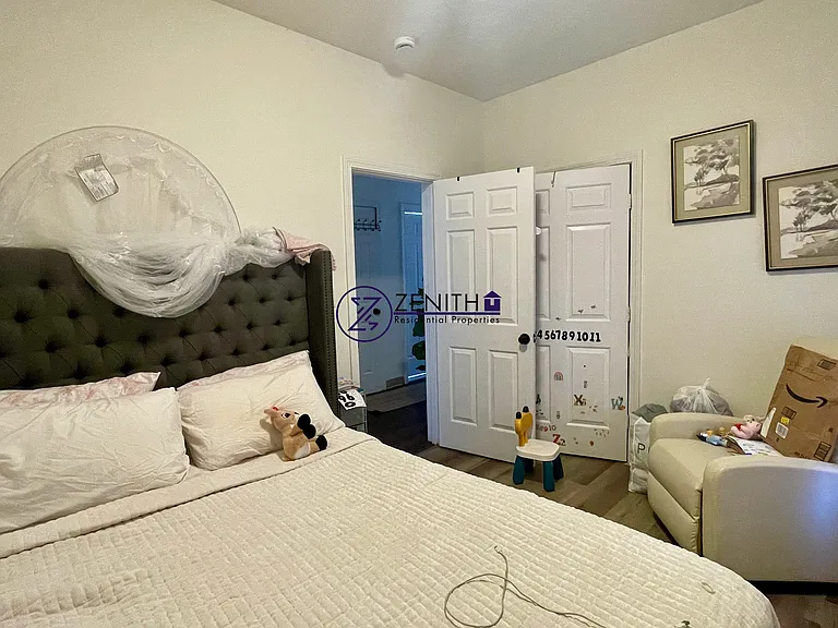 475 Dudley St #3 — Photo 8