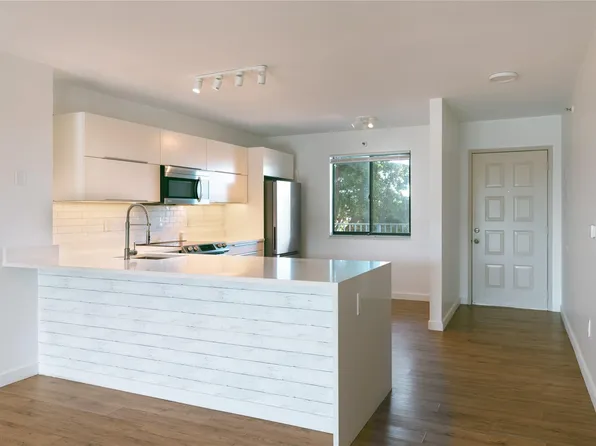 2240 N Cypress Bend Drive #505, Pompano Beach, FL 33069