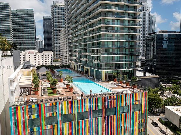4th image of 1300 S Miami Ave #1002
