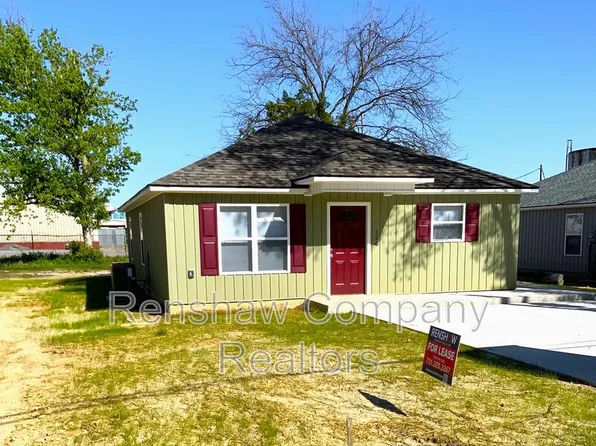 126 1st Ave, Dyersburg, TN 38024