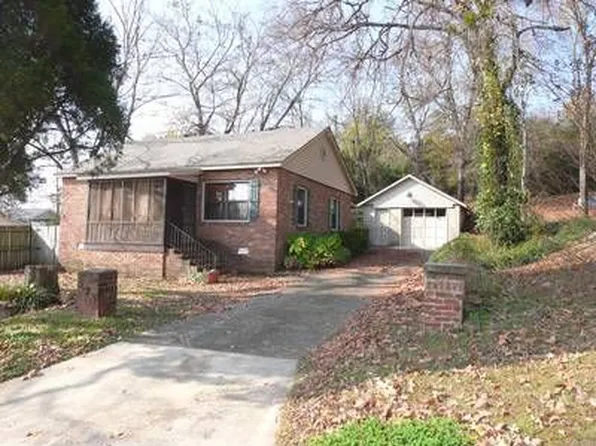 523 N 10th St, Van Buren, AR 72956