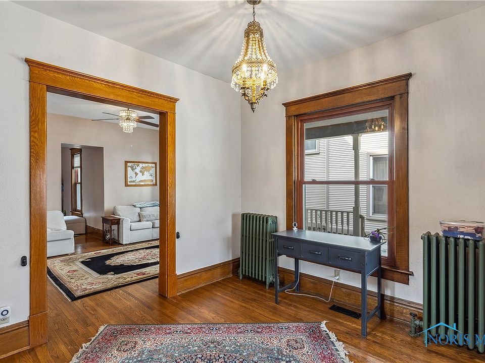 864 S Main St, Findlay, OH 45840 Zillow