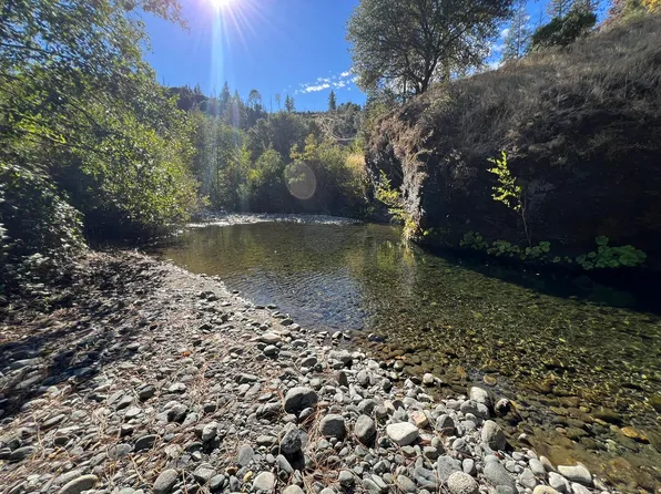 811 Power House Rd, Junction City, CA 96048