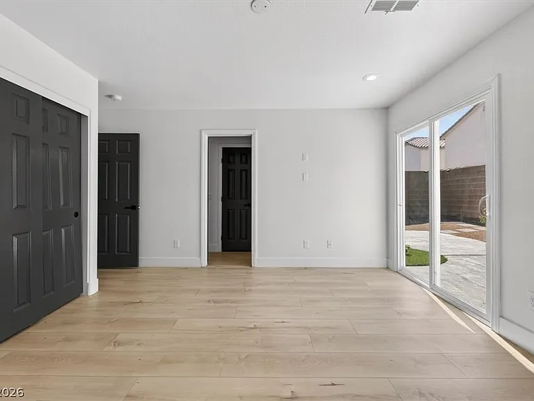 6377 Whispering Clouds Ct — Photo 22