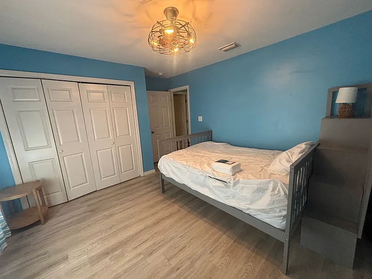1477 W Lagoon Ave #205 — Photo 6