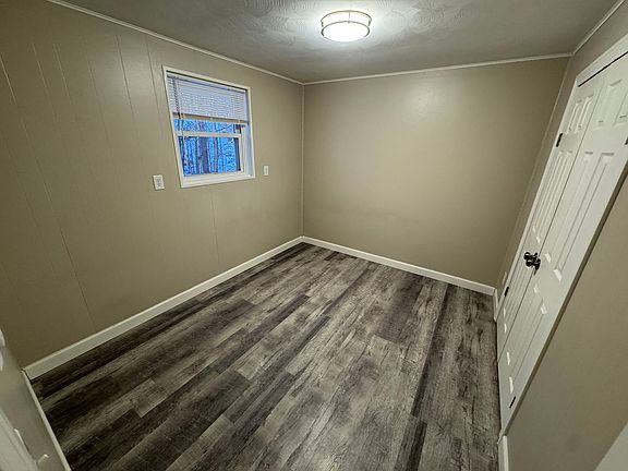 4th image of 101 Green Oaks Dr #14