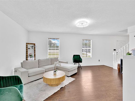 3rd image of 5054 Arrapahoe St