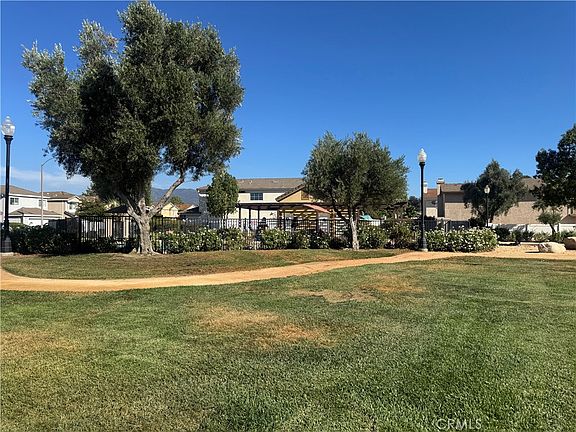 3rd image of 31627 Chelsea Way