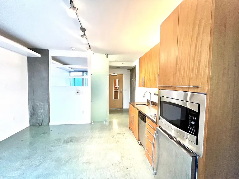 766 Harrison St #309 — Photo 17