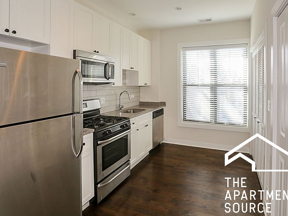 1st image of 1600 W Belle Plaine Ave #2