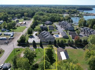 Milton Ave, Lake Milton, OH 44429