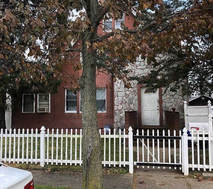2nd image of 88 Harrison Ave