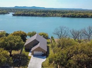 114 Hidden Oaks Dr, Kingsland, TX 78639