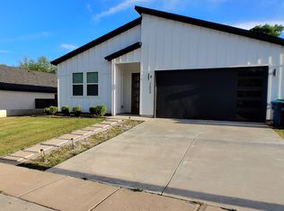 2604 Flora Ln, Denison, TX 75020