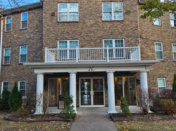 421 Tolland Street #302, East Hartford, CT 06108