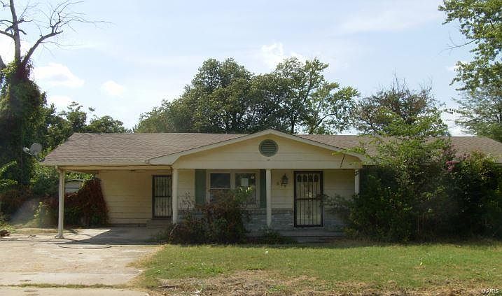 1st image of 317 1st St