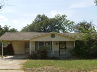 317 1st St, Lilbourn, MO 63862