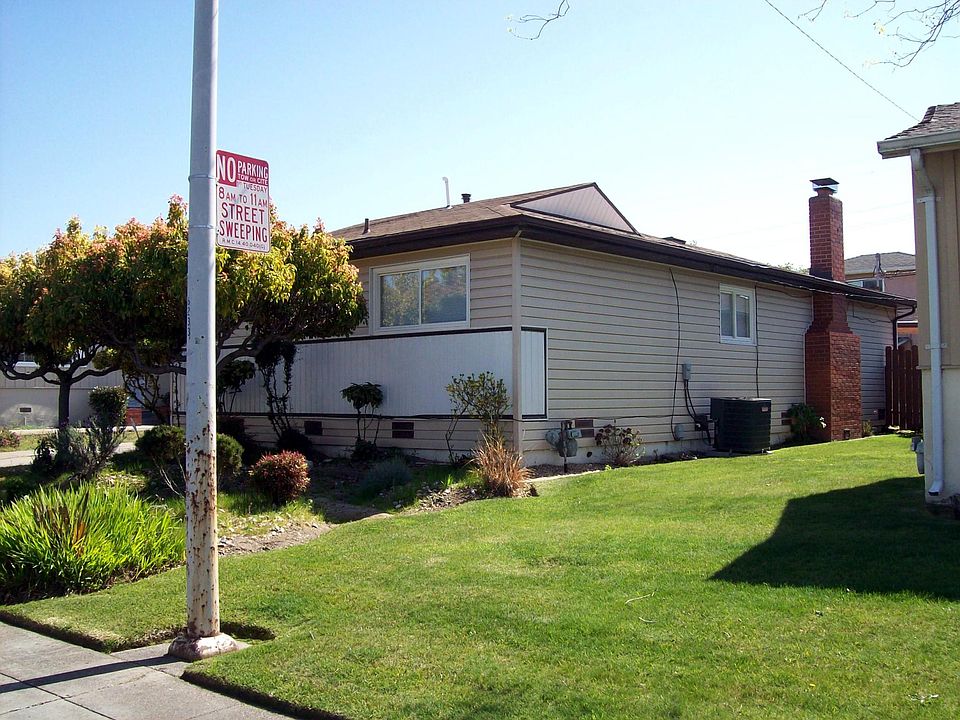 1st image of 2912 McKenzie Dr