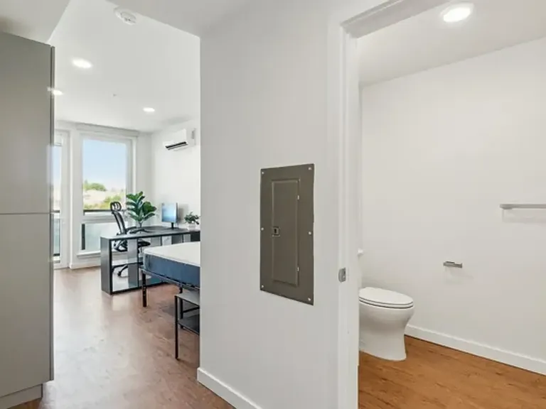 Madrone Passive House, Bright Homes in Walkable Central District Location with W/D in Unit and NE... — Photo 34