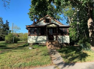 98 Union St, Guilford, CT 06437