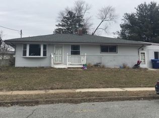 19 Lancaster Dr, Burlington, NJ 08016