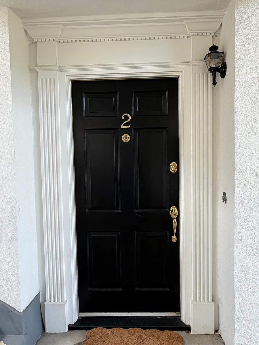 Building Photo - 681 S Orange Grove Blvd #2
