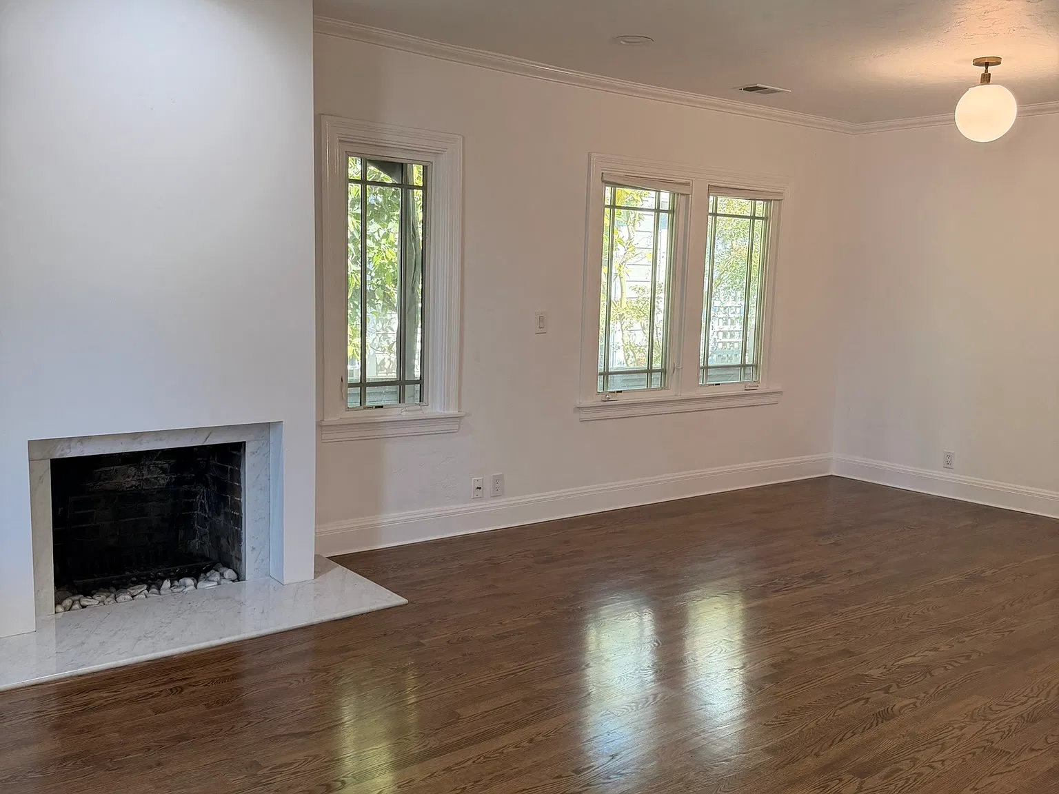 2 bed, 1112 sqft, $3,100 — Photo 3