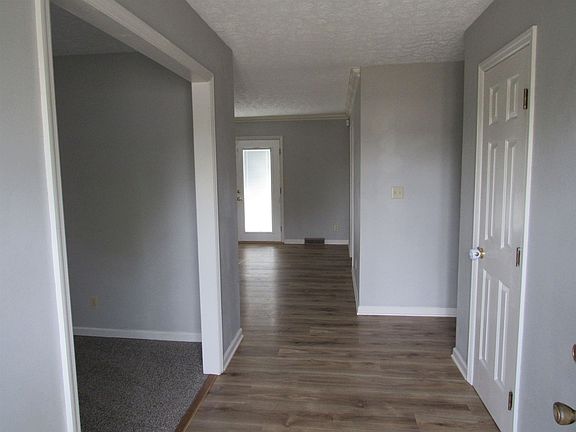 4th image of 1008 Trail Dr