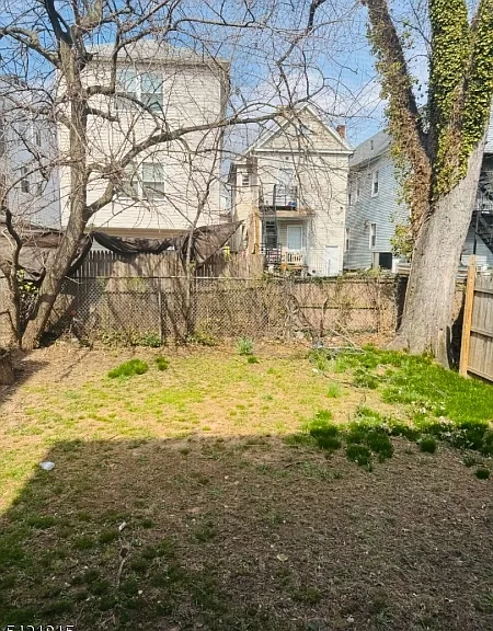 961 Lafayette St — Photo 15